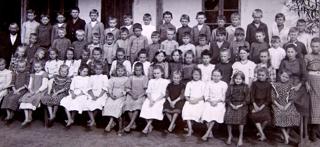 Escola rural de Joinville, no início do século 20. Acervo AHJ